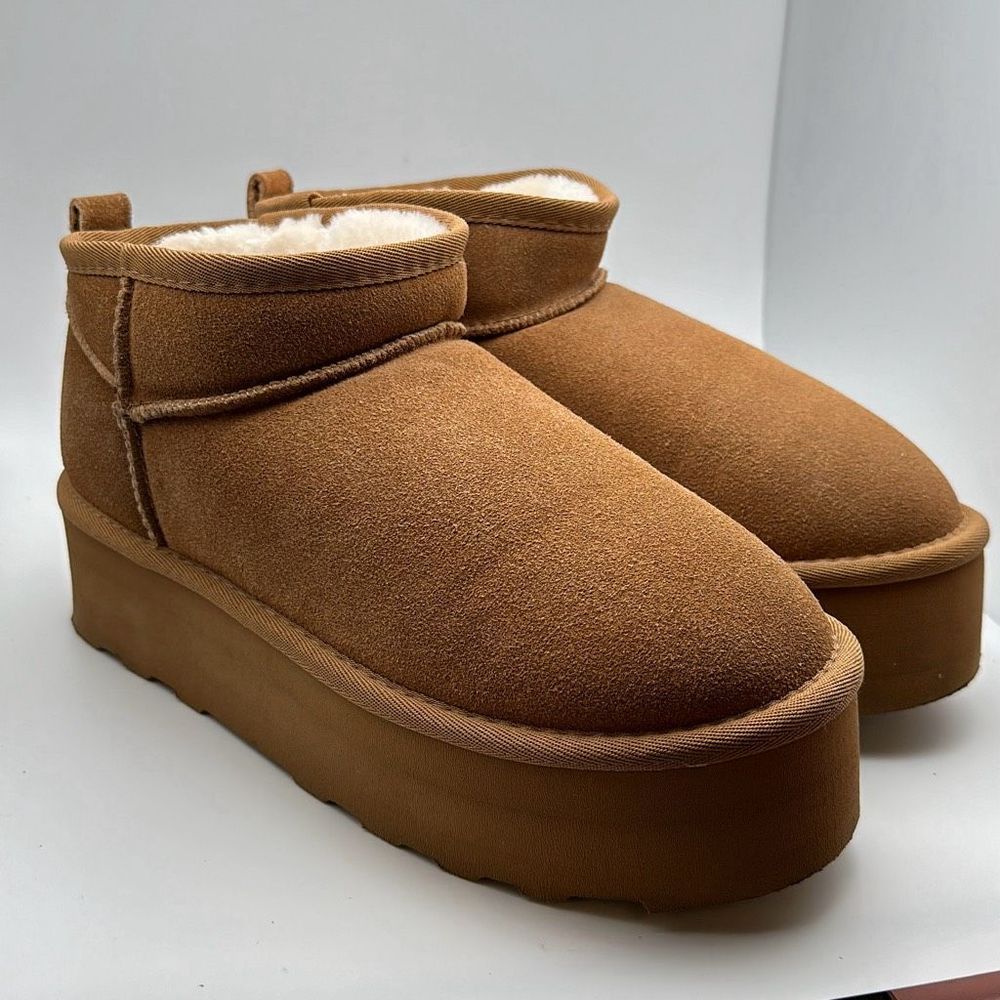 CUSHIONAIRE Women's Genuine Suede pull on platform boot 9 CHESTNUT